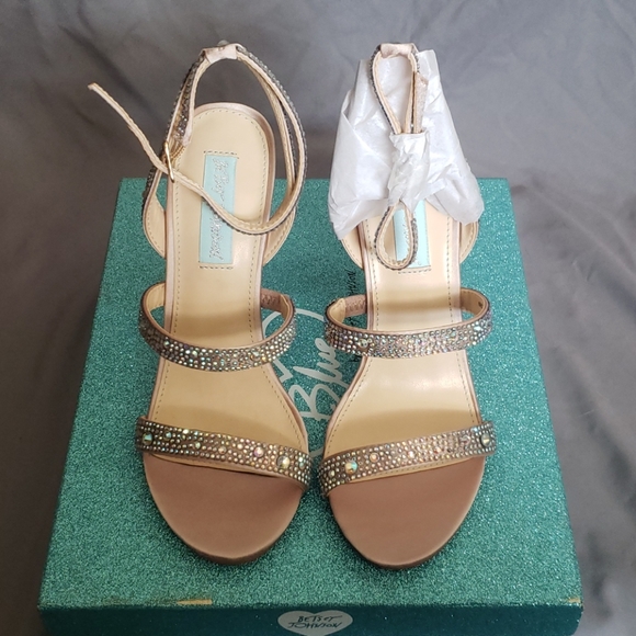 NIB Rare Limited Edition Blue by Betsey Johnson Aubry Rhinestone Crystal Heels - Picture 8 of 14